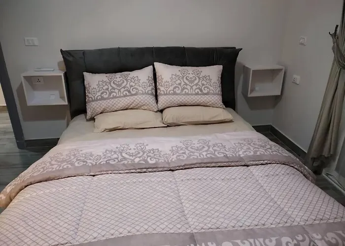 Apartment Doctor Challet Elegance And Cozy